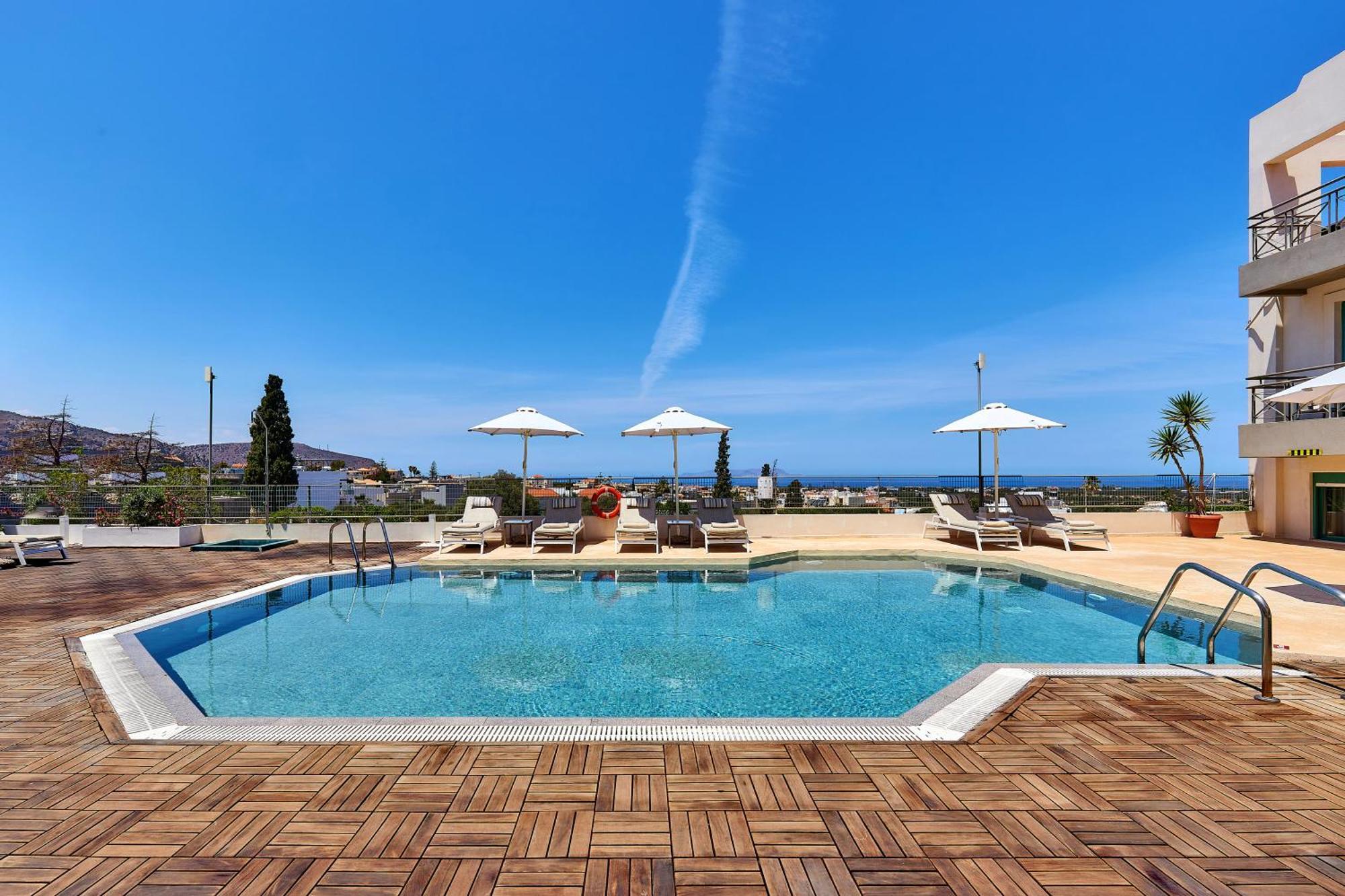 Bella Vista Hotel "By Checkin" 헐소니소스 외부 사진