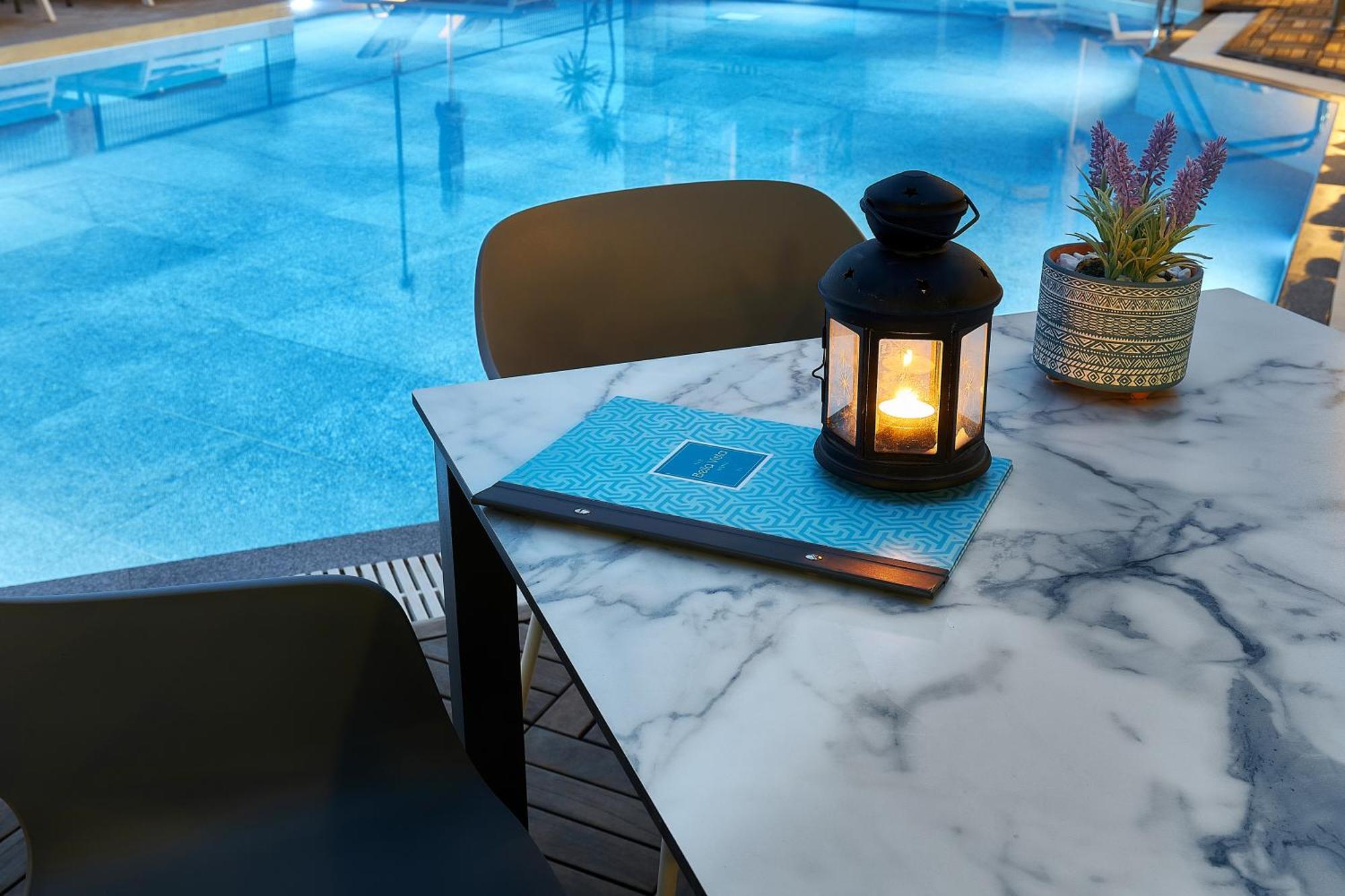 Bella Vista Hotel "By Checkin" 헐소니소스 외부 사진
